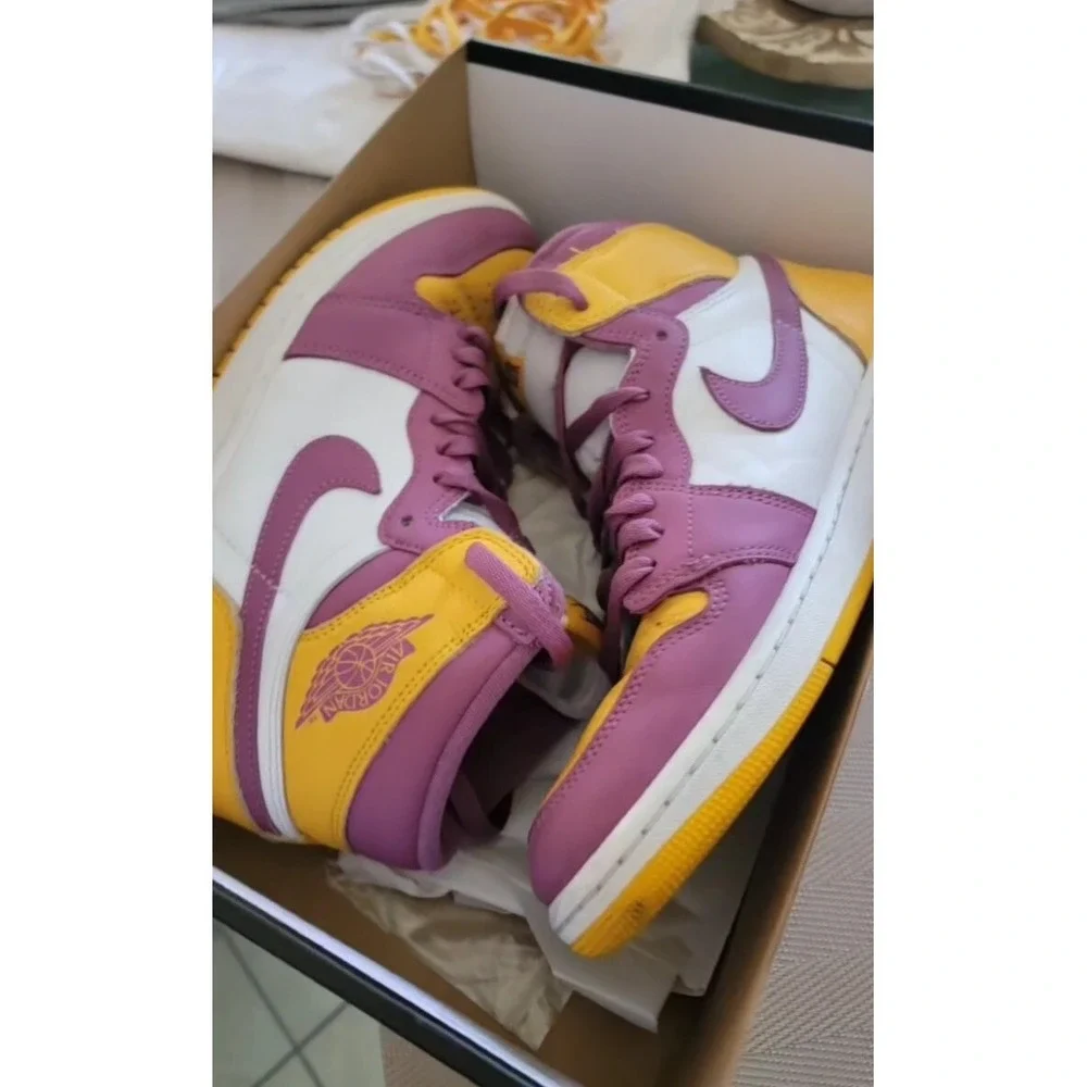 Size 10 - Jordan 1 Retro High OG Brotherhood 2022